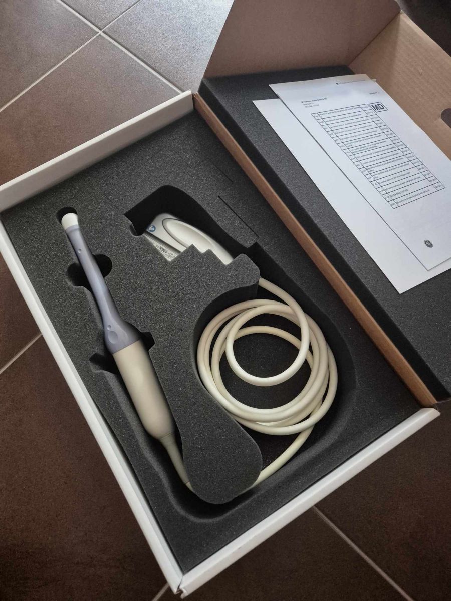 Használt GE Voluson S8 BT16 ultrahang készülék 3D hüvelyi vizsgálófej Használt GE Voluson S8 BT16 ultrahang készülék 3D hüvelyi vizsgálófej